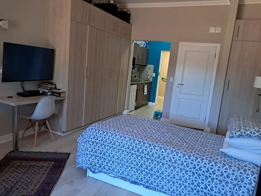 1 Bedroom Property for Sale in Stilbaai Wes Western Cape